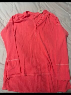 Aerie Offline Coral Button-Front Waffle Henley NWT